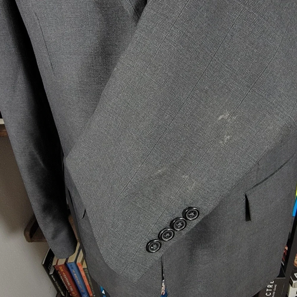 Merona‎ Men's Sport Coat Blazer Two Button Gray Plaid Polyester Blend Size 44L